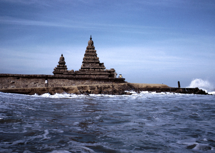 Mahabalipuram Shore Temple won over Tsunami