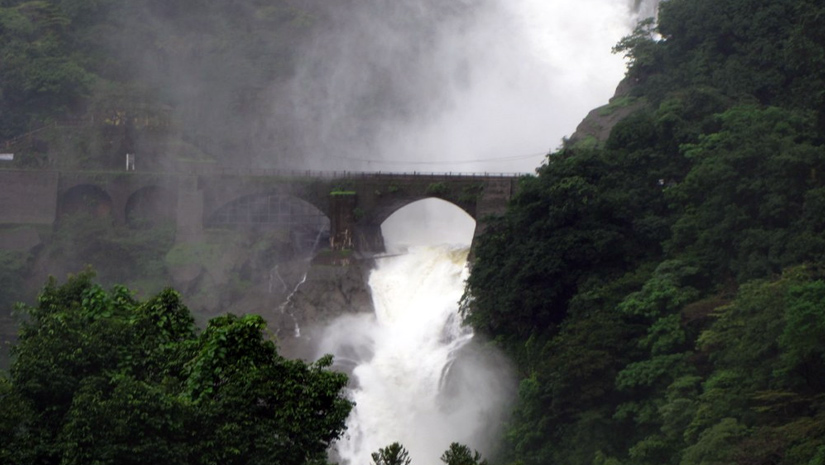 Dudhsagar Falls - FunBuzzTime