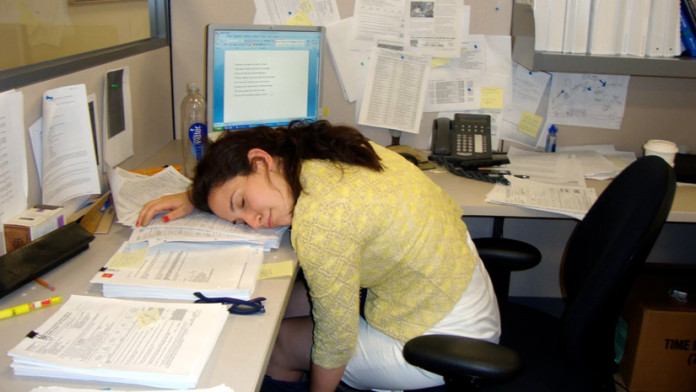 Sleepy in Office? – Here’s how to avoid sleepiness.