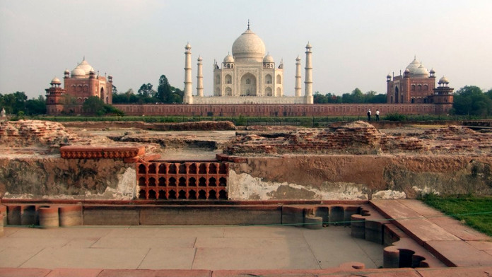 A Dark Taj Mahal- Fact or Fiction?