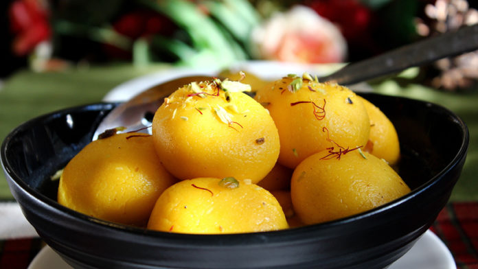 rajbhog-the-stuffed-rasgullas