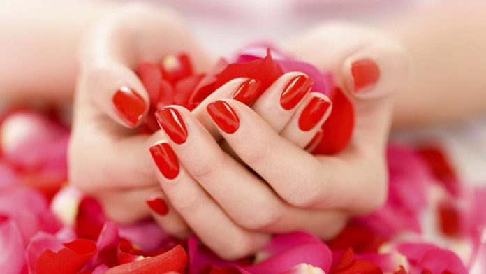 perfect-manicure-at-home