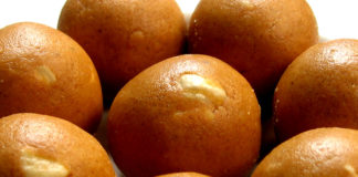 pride-of-diwali-besan-laddu