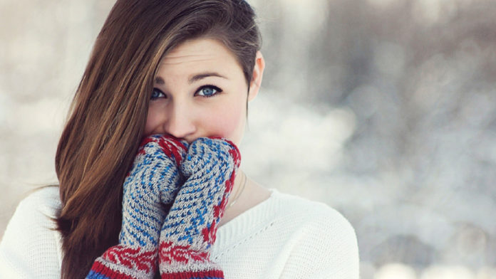 6 Best Moisturizers To Keep Your Skin Smooth And Soft This Winter Season