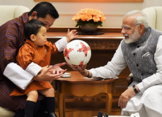 PM-Modi-gifts-Bhutan-Prince