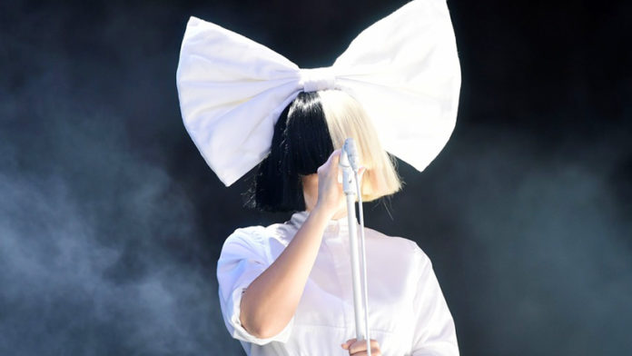 OMG! Sia Just Leaked Her Own Naked Photo To Stop Creep Scammer From Selling It!