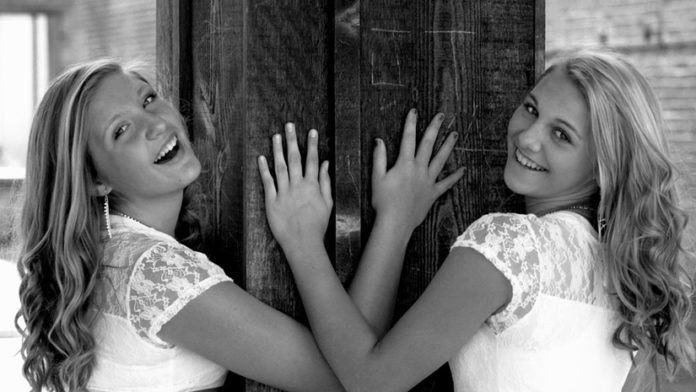 8 Signs Prove You Have Found Your Best Friend For Eternity!